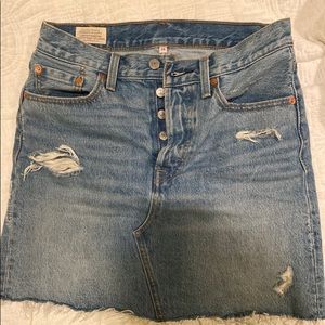 Levi’s skirt